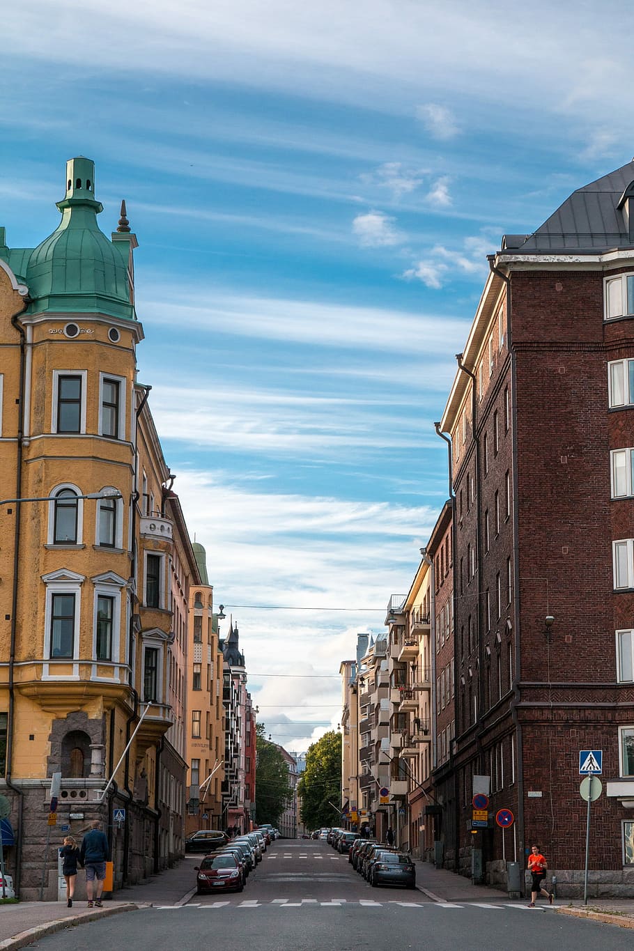 helsinki-city-street-finnish